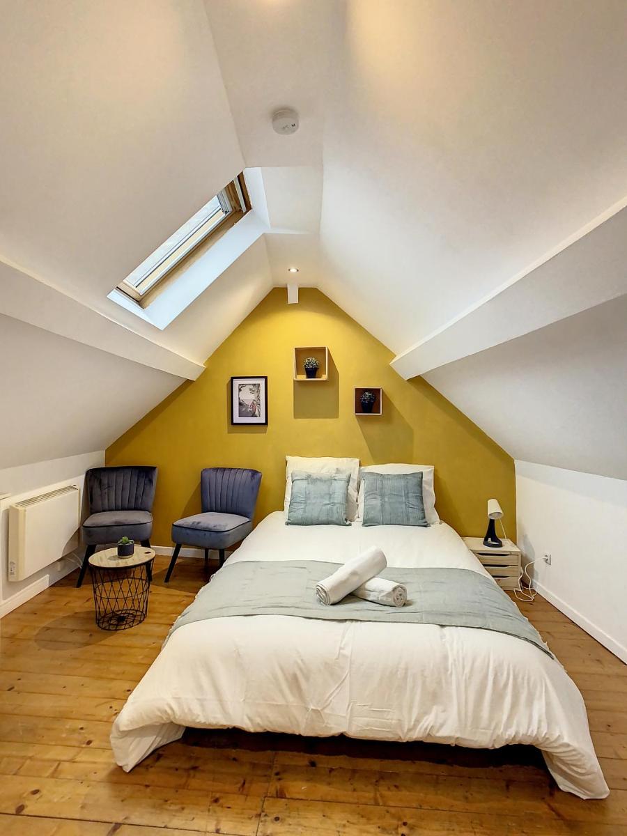 Magnifique studio centre ville Saint Leu 2 pers - Housity
