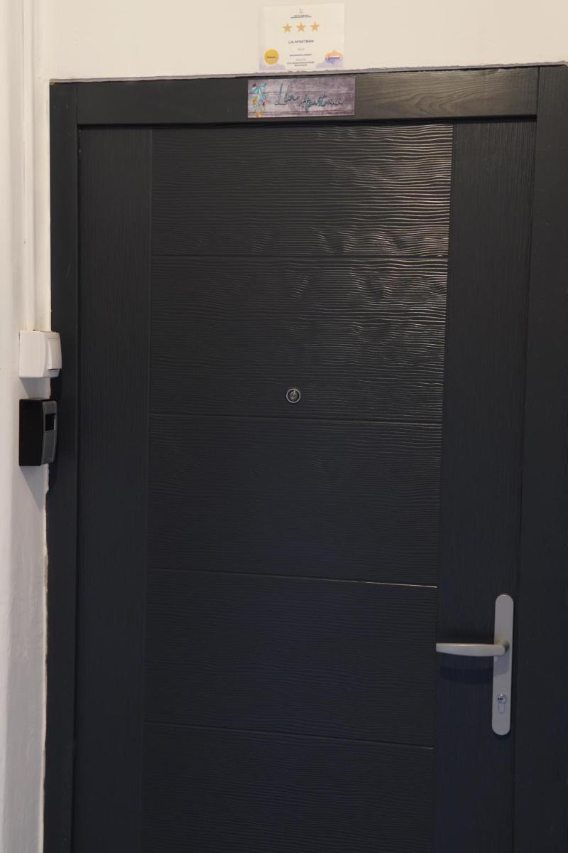 Lia Apartman Pécs - Housity