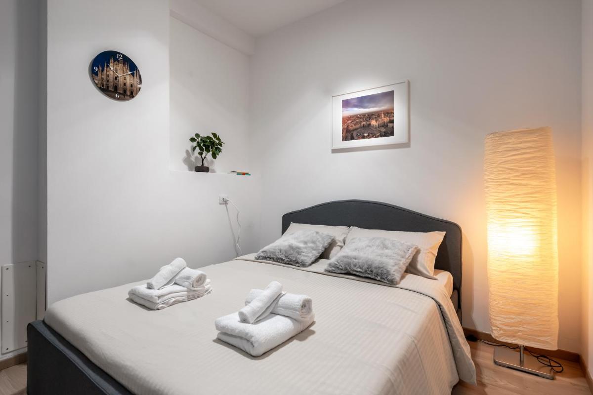 Suite 1,2 porta Milano centro parking free - Housity
