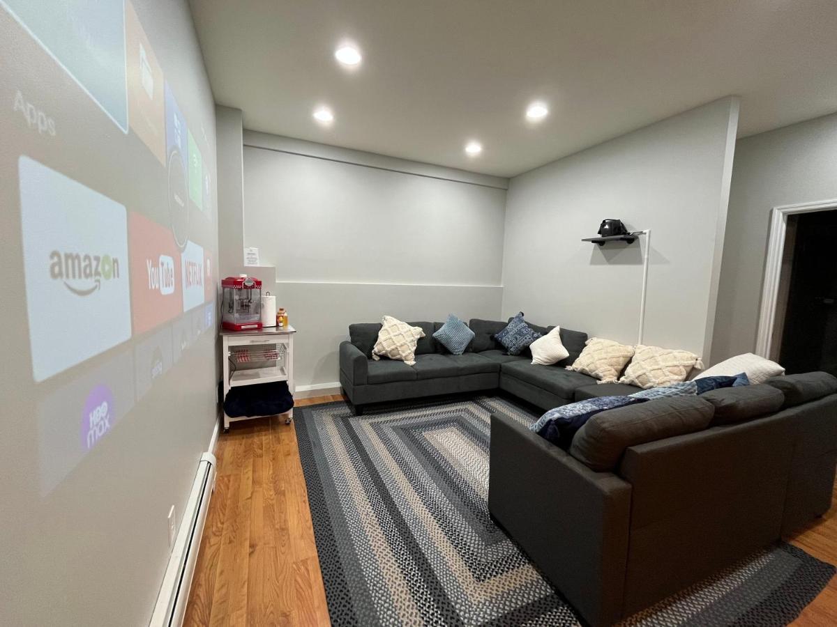All Decked Out - Newly Renovated Lake House with Amazing Views and Direct Lake Access! - Housity