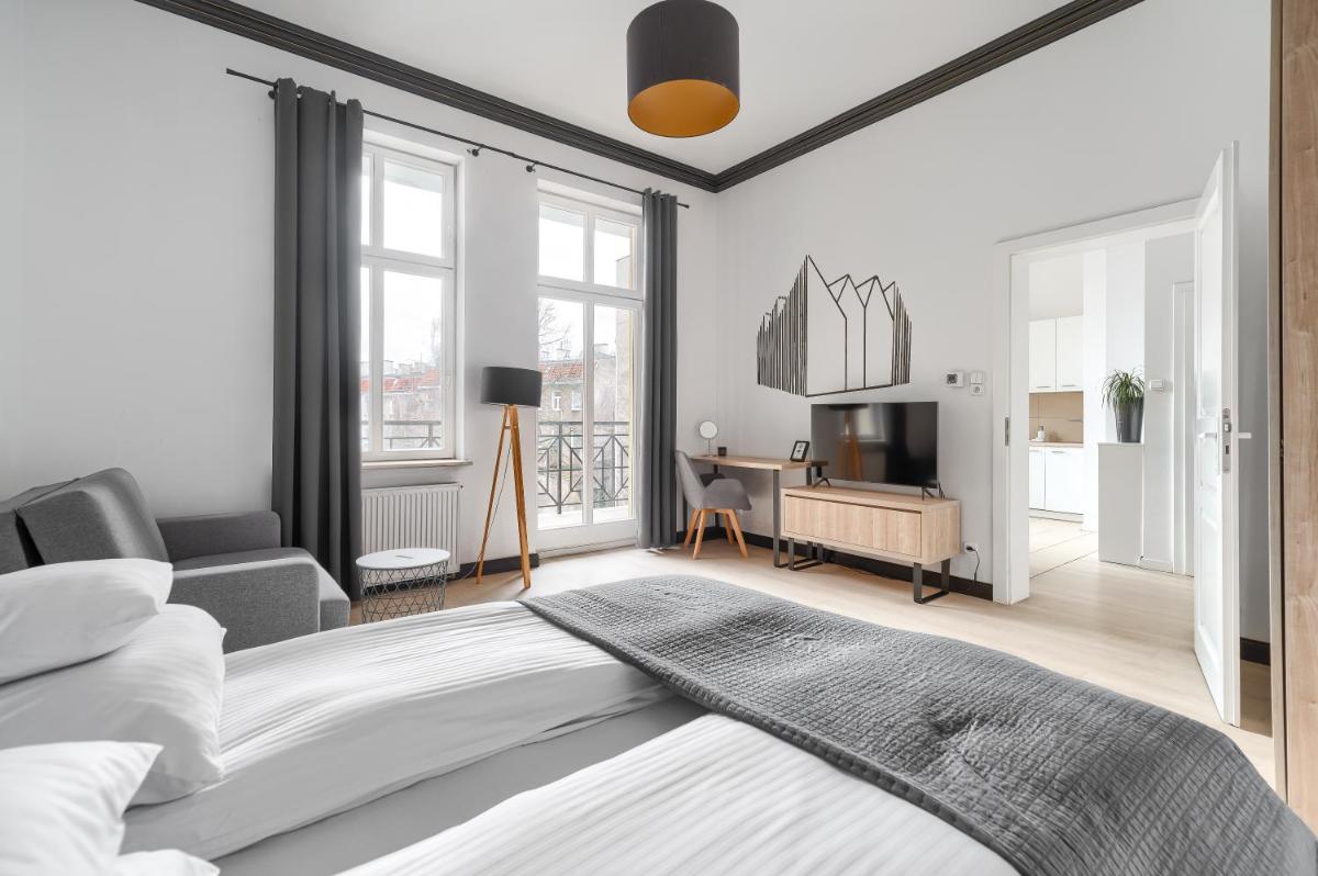 Aparthotel Platinum - Housity