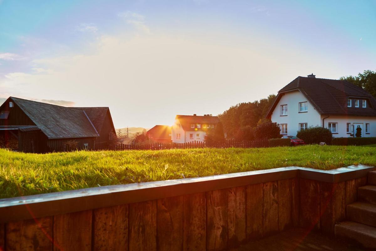 Nord29 - Exklusive Ferienwohnung am Waldrand Meschede - Housity