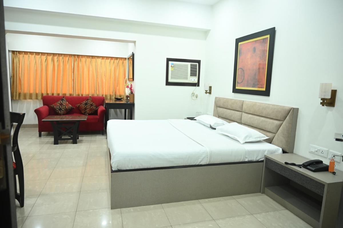 ELGIN SUITES - Housity