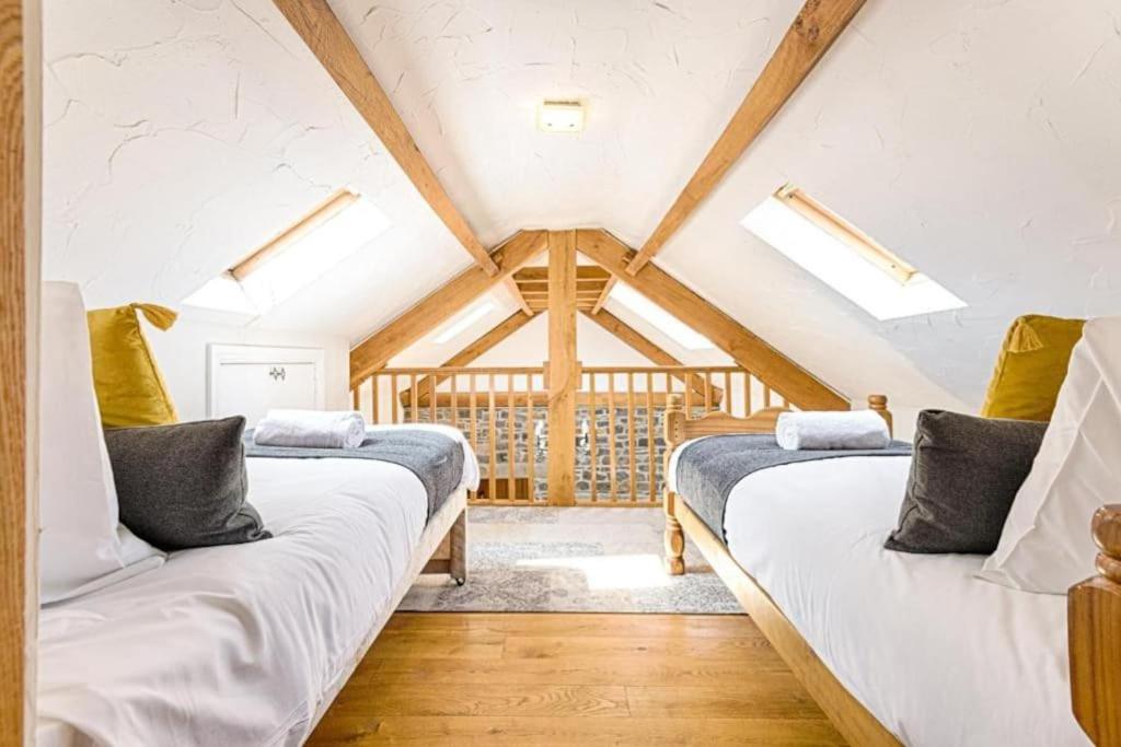 The Barn - Housity