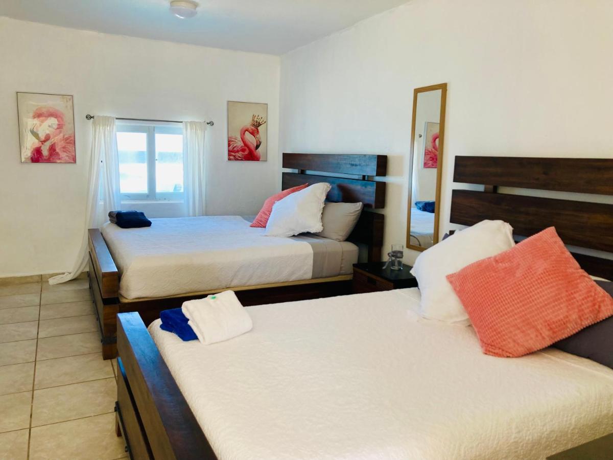 Casita Familiar con Vista al Mar y Piscina - Housity