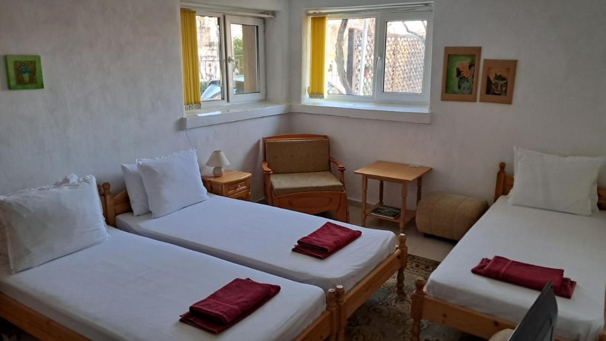 Plamena guest house kardzhali - Housity