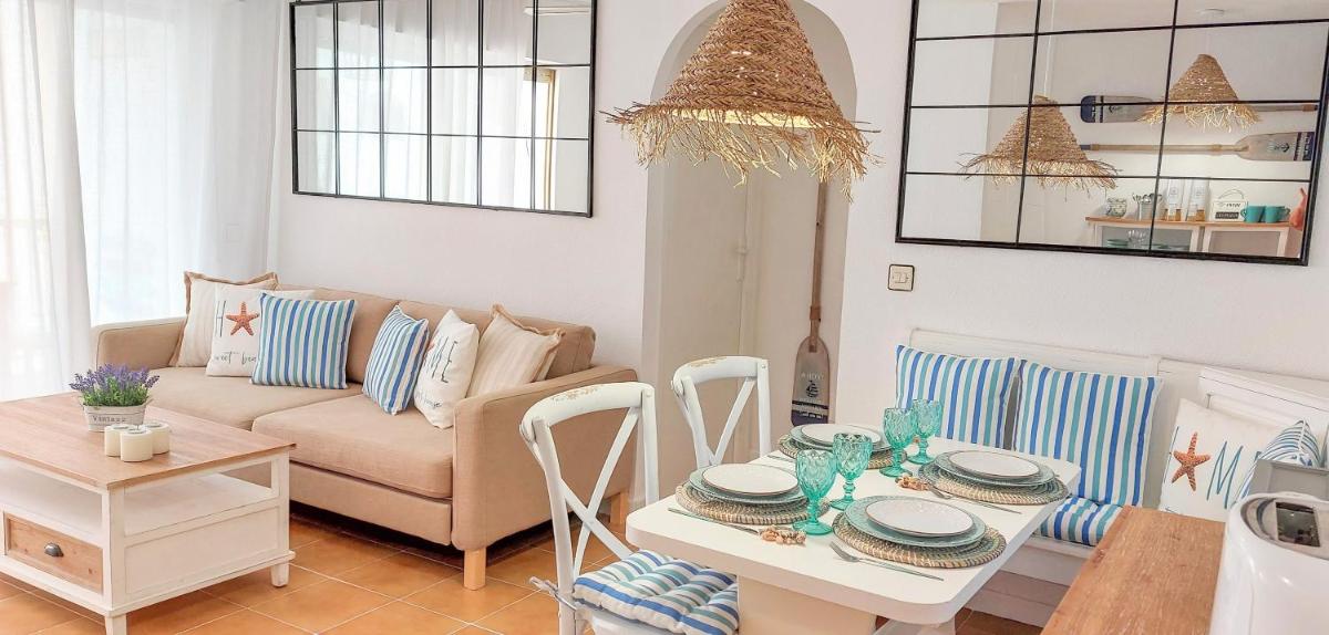 Apartamento La Manga, Urbanizacion Oasis - Housity