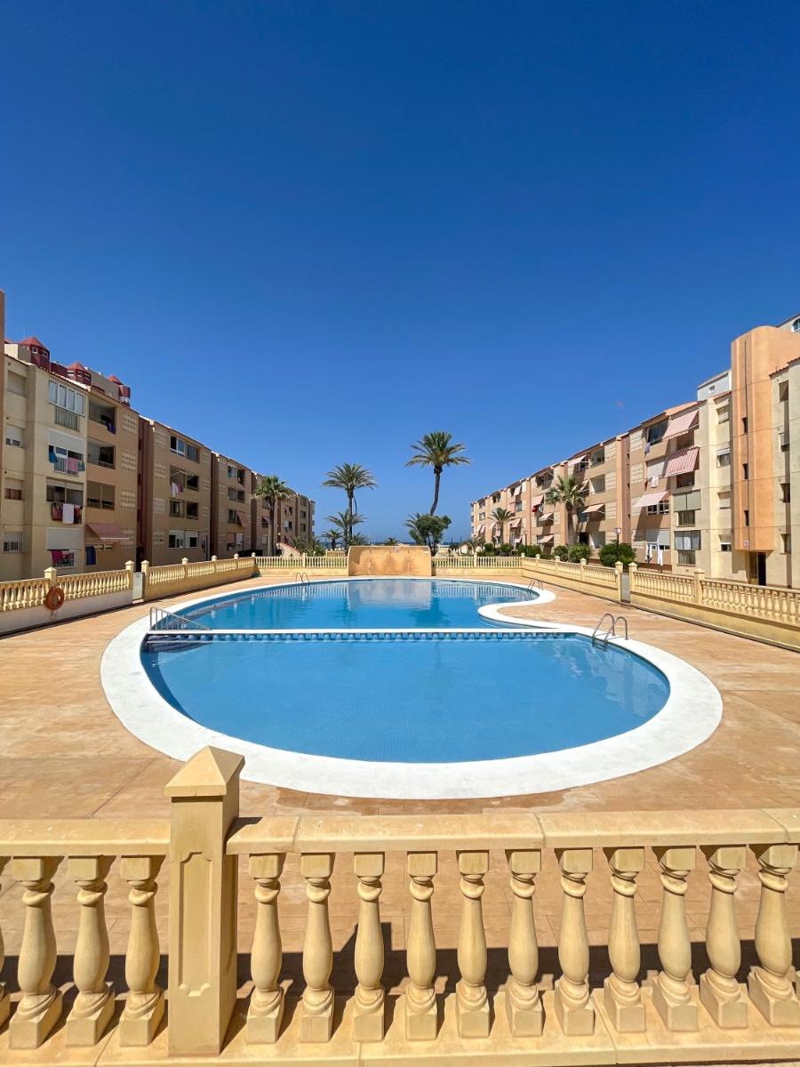 Suitetrails - Apartamento La Manga, Urbanizacion Oasis