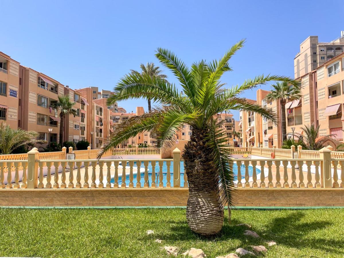 Suitetrails - Apartamento La Manga, Urbanizacion Oasis