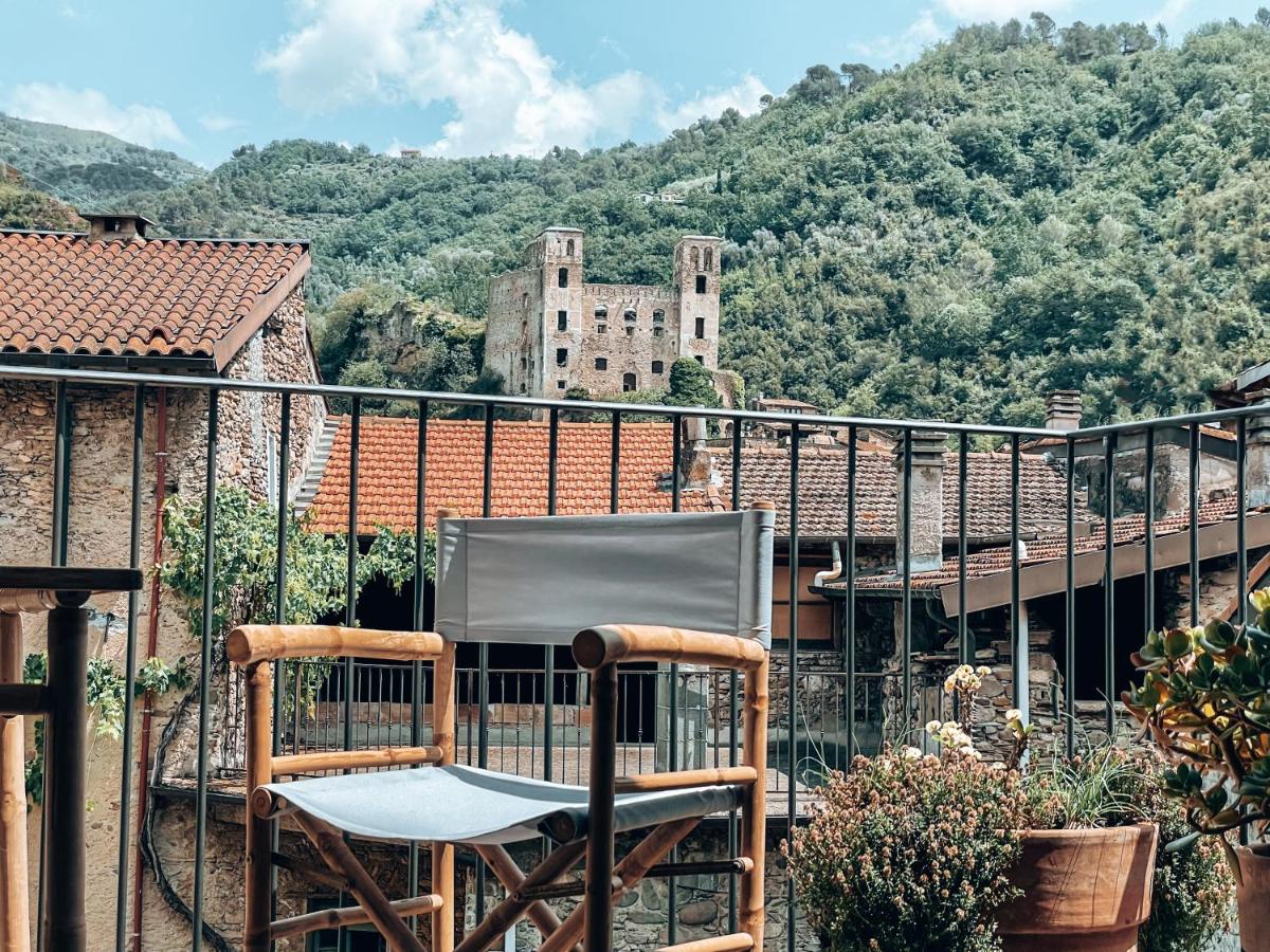 Talking Stones - Hizvo