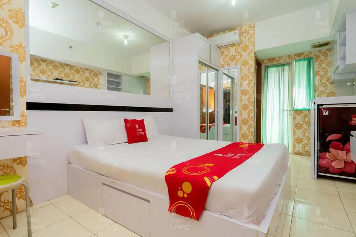 RedLiving Apartemen Green Lake View Ciputat - Farida Property 1 Tower E - Housity