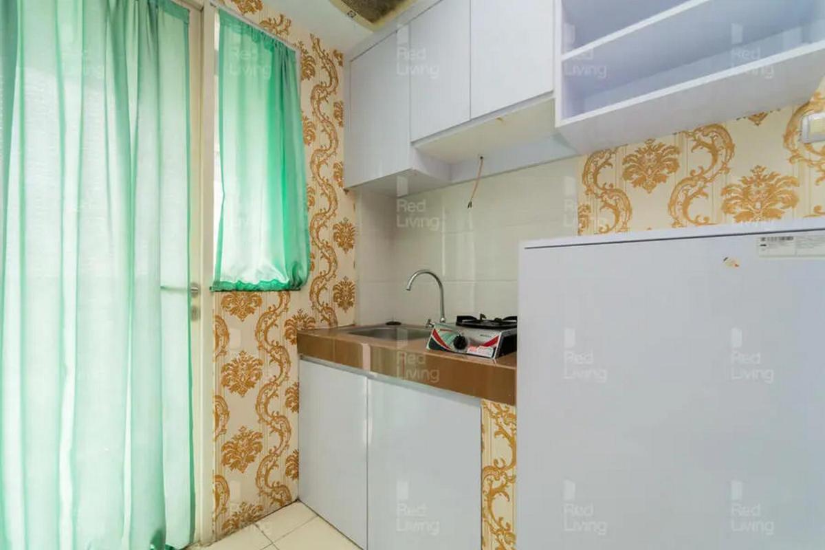 RedLiving Apartemen Green Lake View Ciputat - Farida Property 1 Tower E - Housity