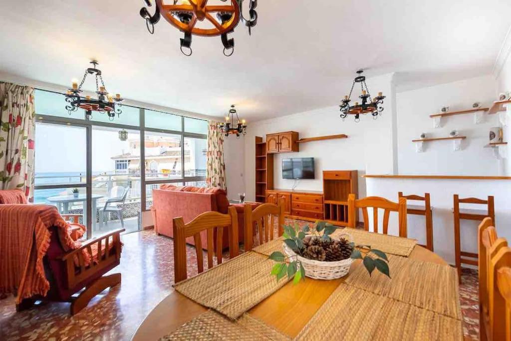 apartamento cala del moral pegado al mar - Housity