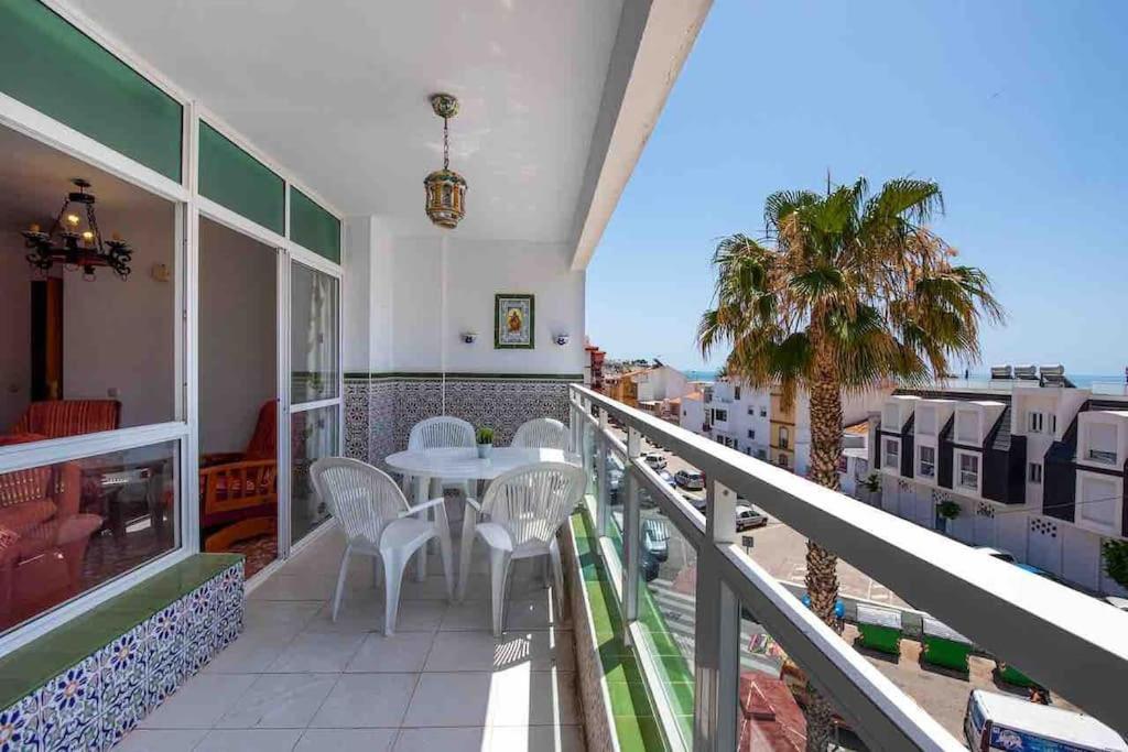 apartamento cala del moral pegado al mar - Housity