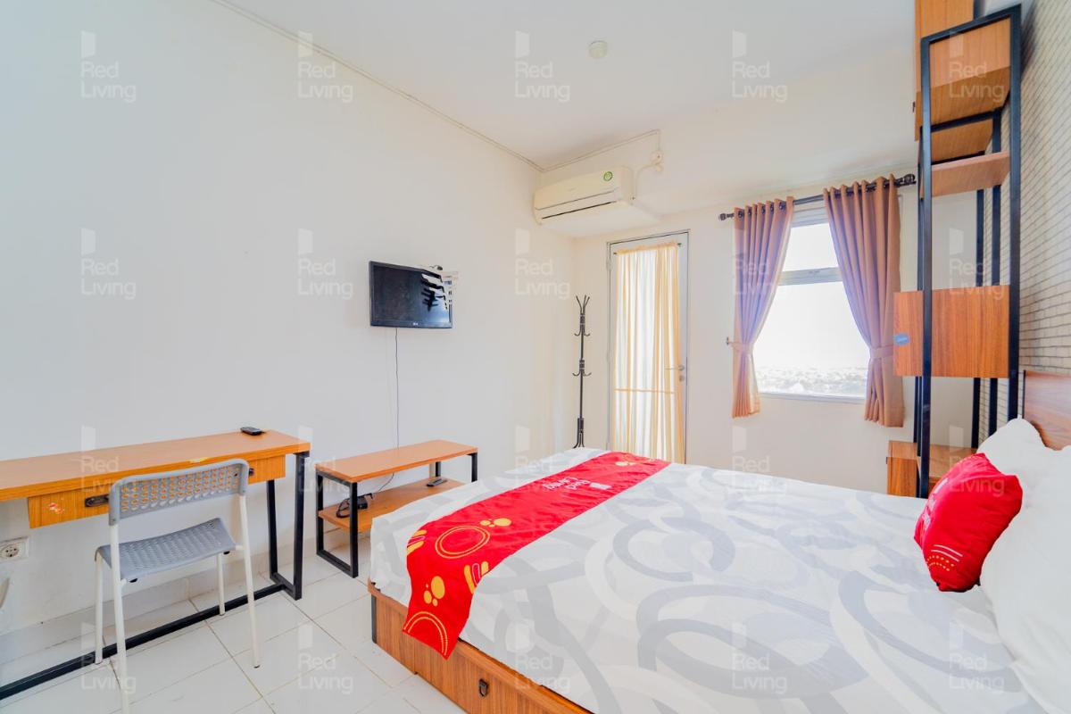 RedLiving Apartemen Easton Park Jatinangor - Rajes Room - Housity
