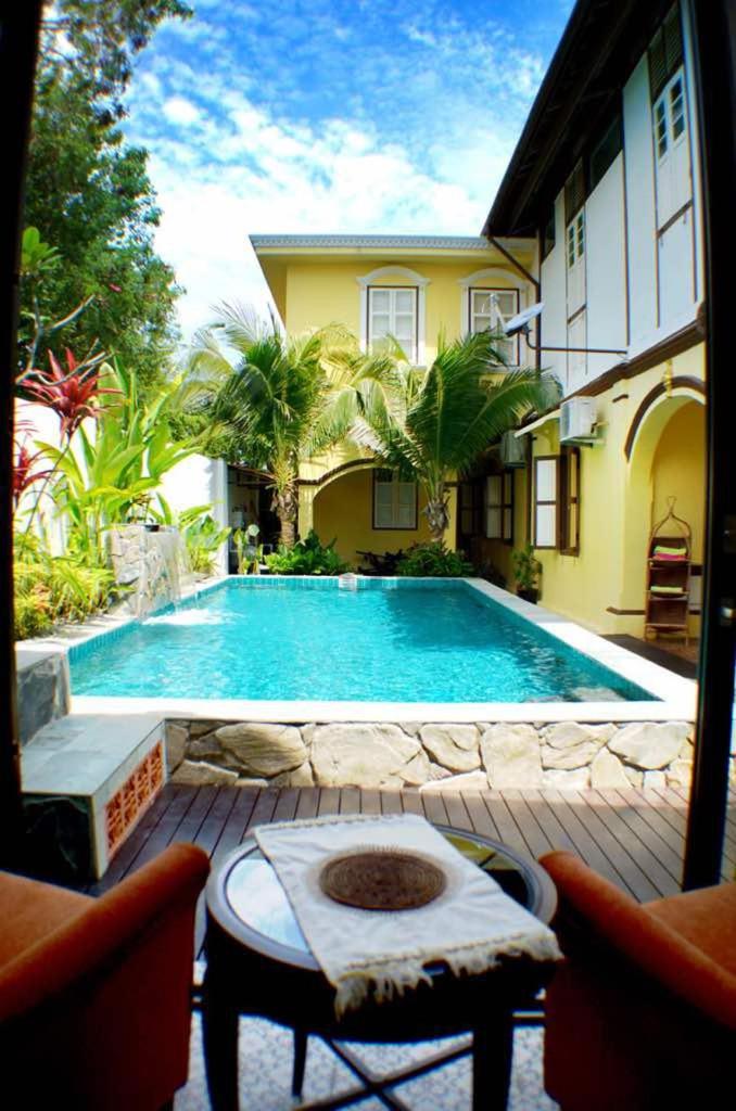 Casugria Dutch Residence 1810 - Housity