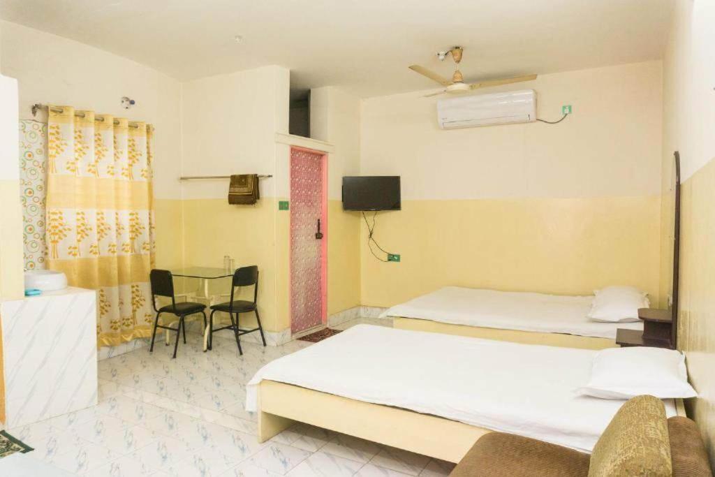 Hotel Al-Sarwar (Res.) - Housity
