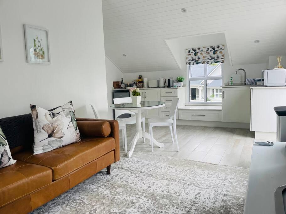 Quaint Gowrie Village Apartment - Housity