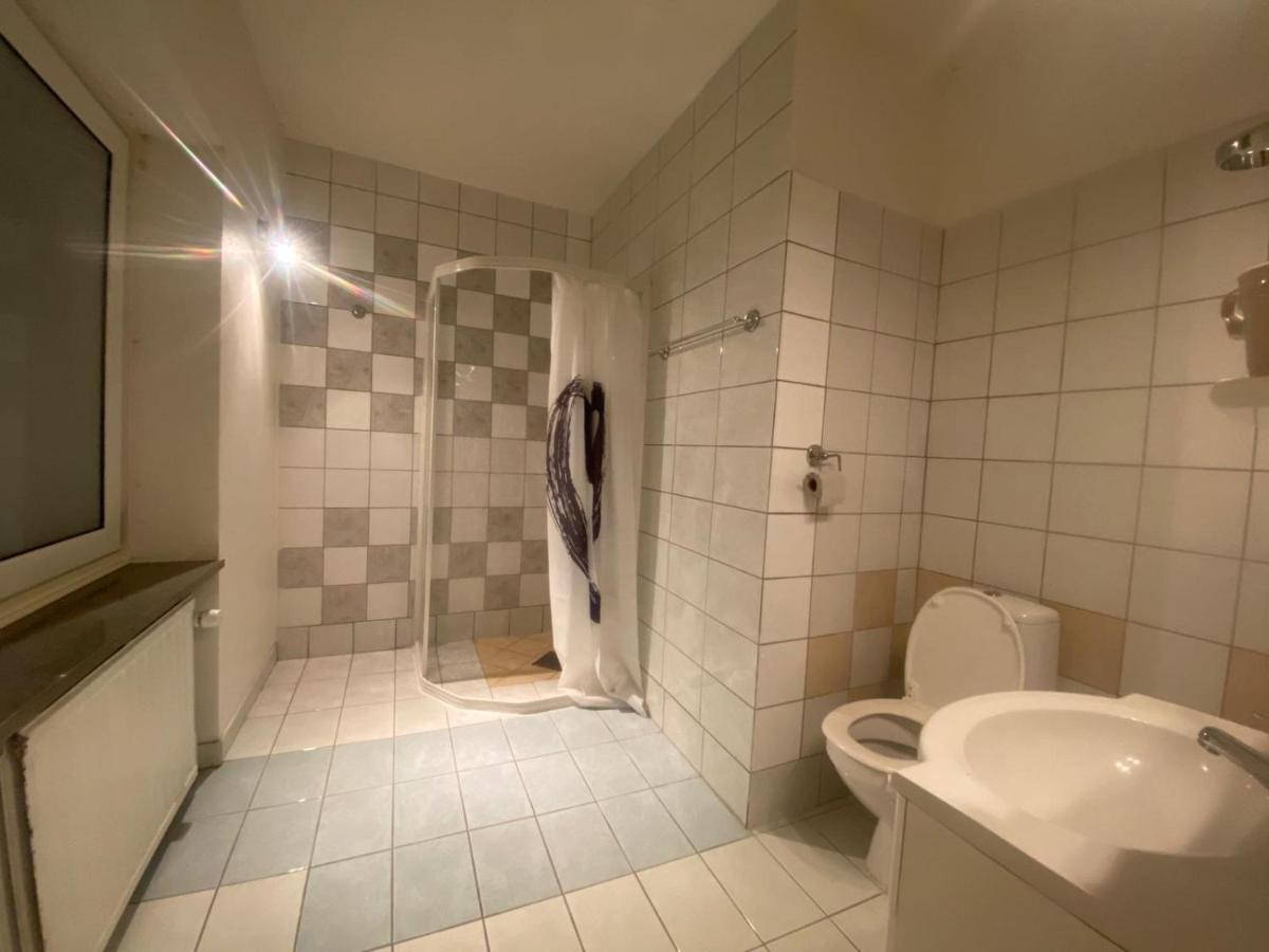 Grums Old House - Housity