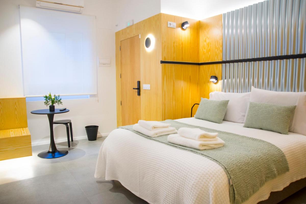 KALIDAS HOSTEL SUITES - Housity