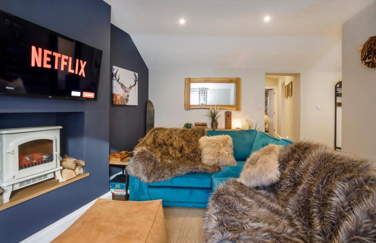 The Holgate Snug - Housity