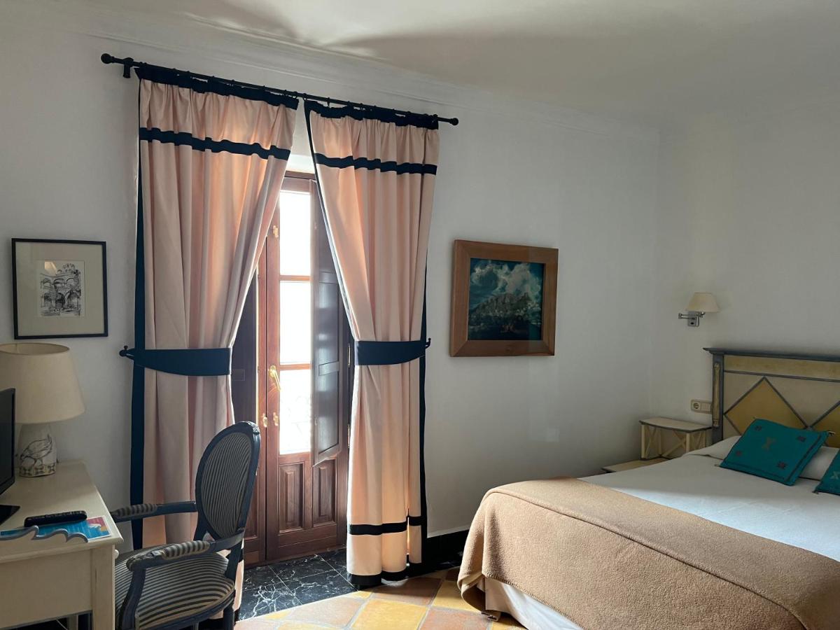 Hotel Casa Henrietta - Housity