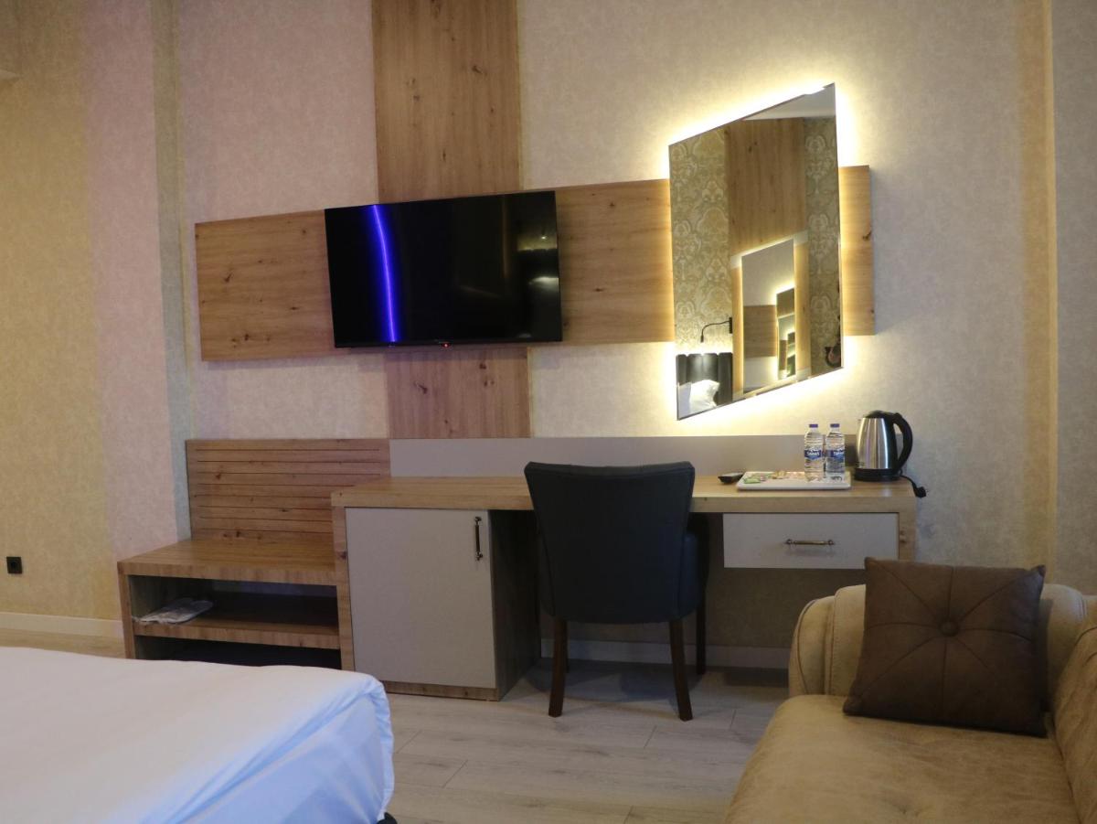 Isnova Hotel Airport - Hizvo