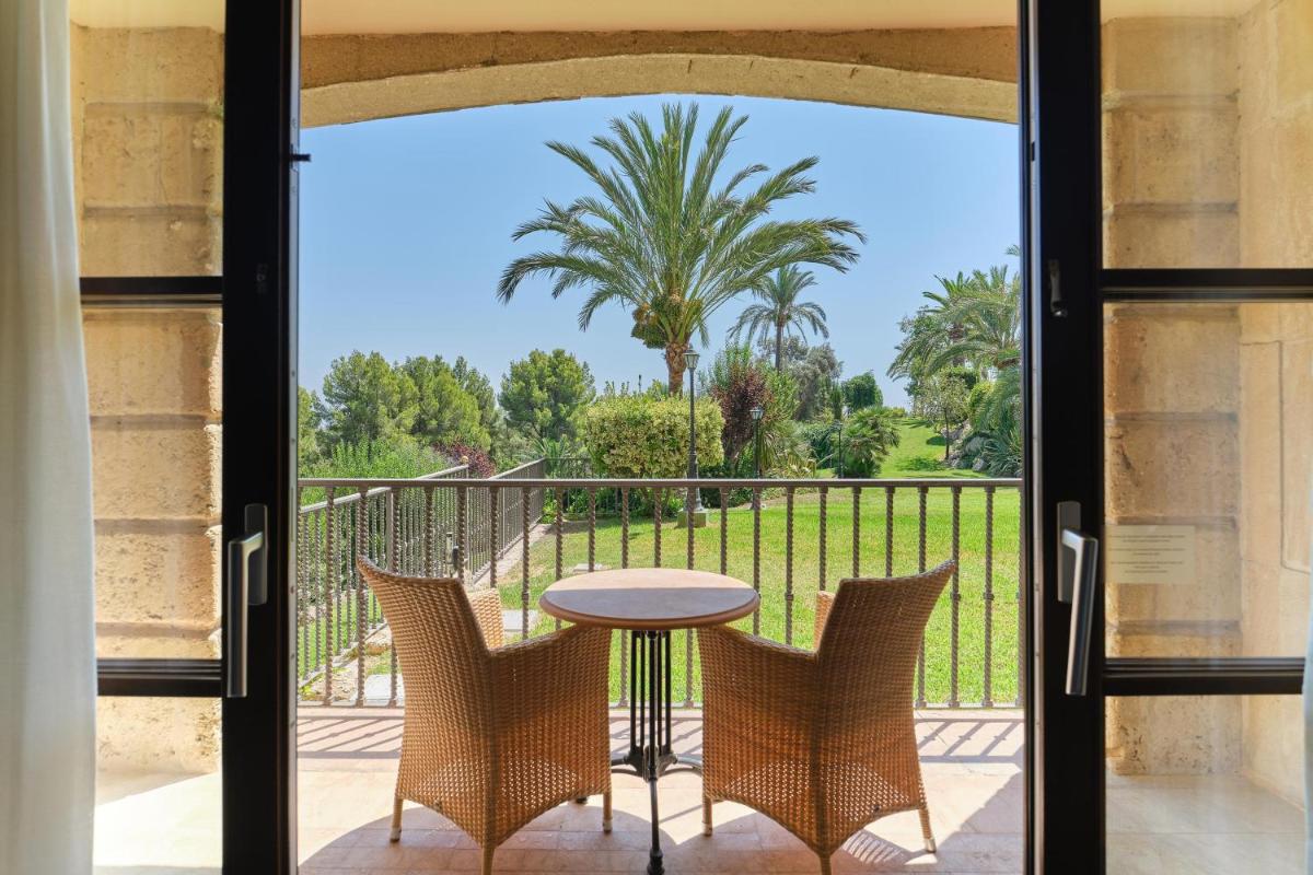Jardín al aire libre en Castillo Hotel Son Vida, a Luxury Collection Hotel, Mallorca