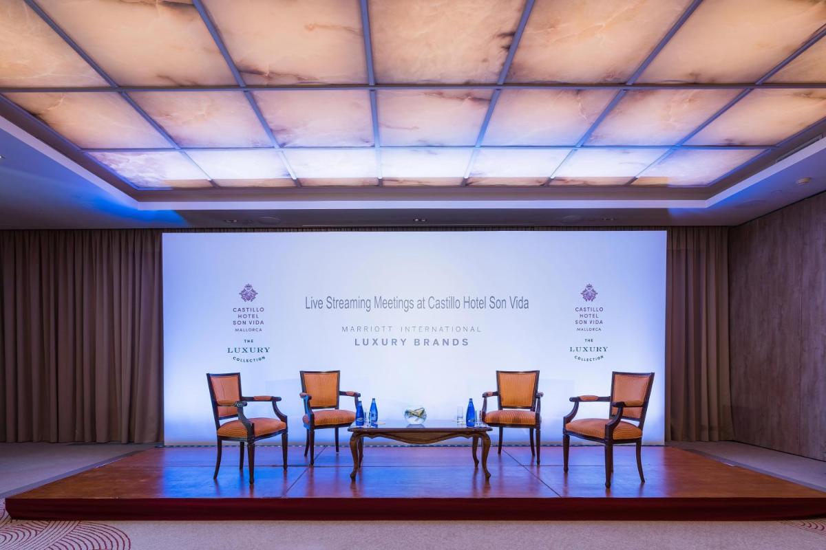 Zona business o sala de conferencias en Castillo Hotel Son Vida, a Luxury Collection Hotel, Mallorca