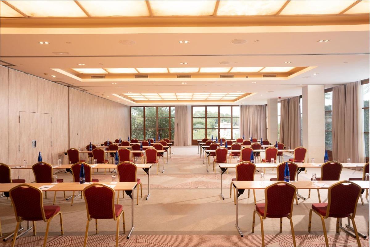 Zona business o sala de conferencias en Castillo Hotel Son Vida, a Luxury Collection Hotel, Mallorca
