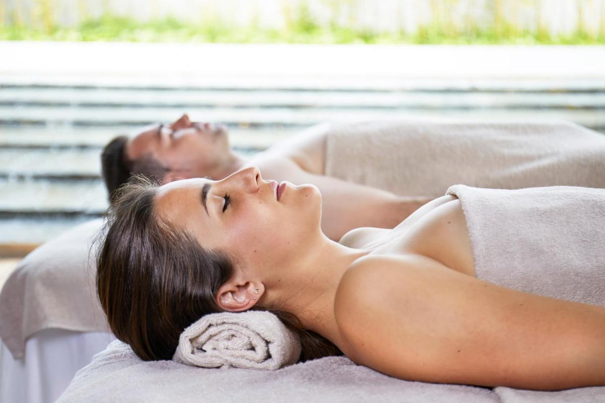 Clientes alojados en Le Meridien Ra Beach Hotel and Spa