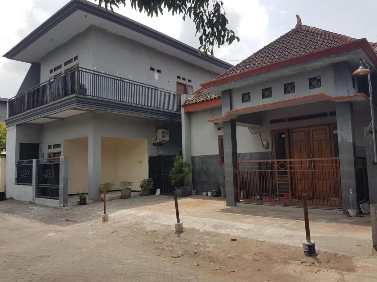 Selaras Kost Syariah - Housity