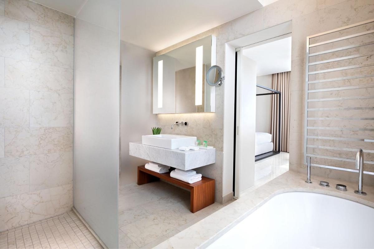 JW Marriott Venice Resort & Spa - Housity