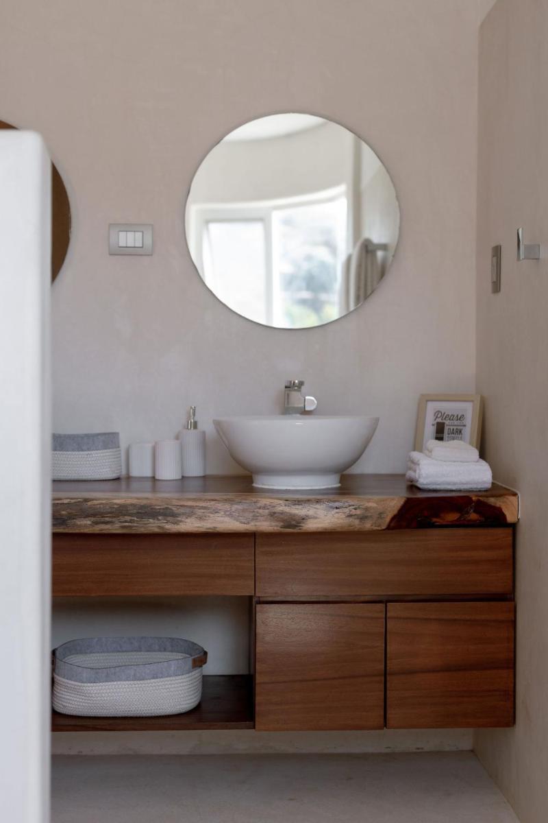 Casa Roni by Xeno - Housity