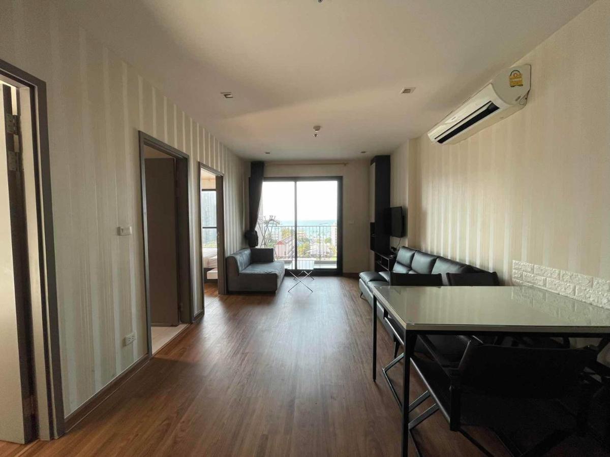 The Base Condo - Housity