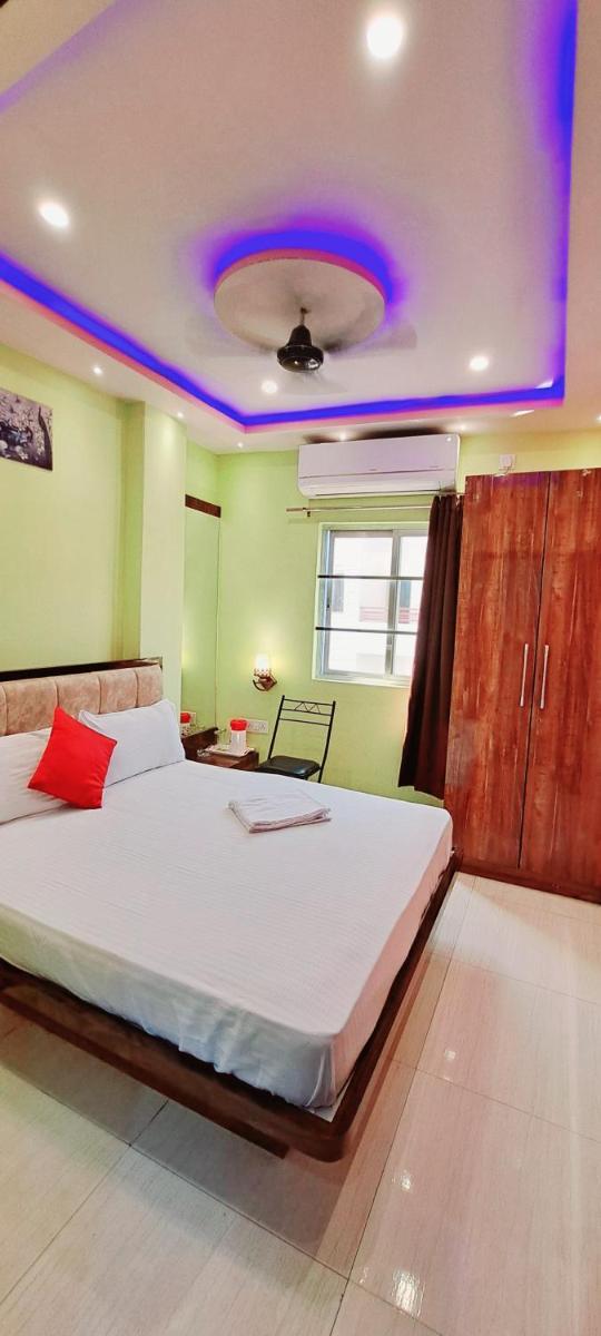 Hotel Ananya Inn - Housity