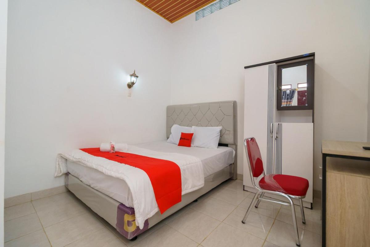 RedDoorz @ Jalan Sultan Agung Lampung - Housity
