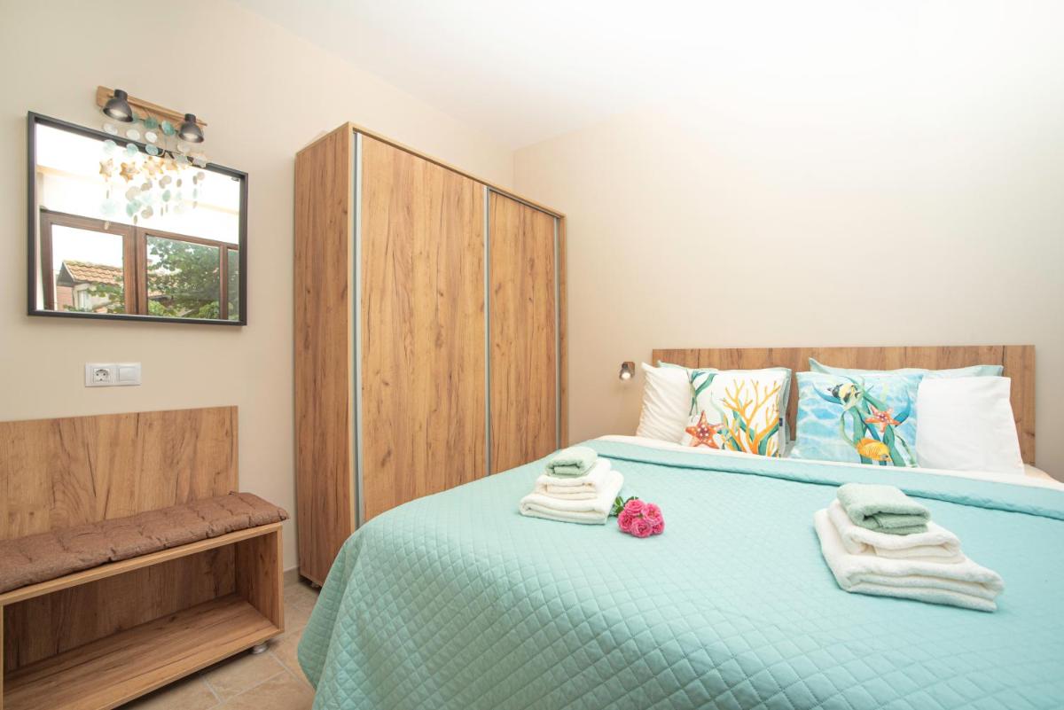 Apartment Florette Black Sea - Housity