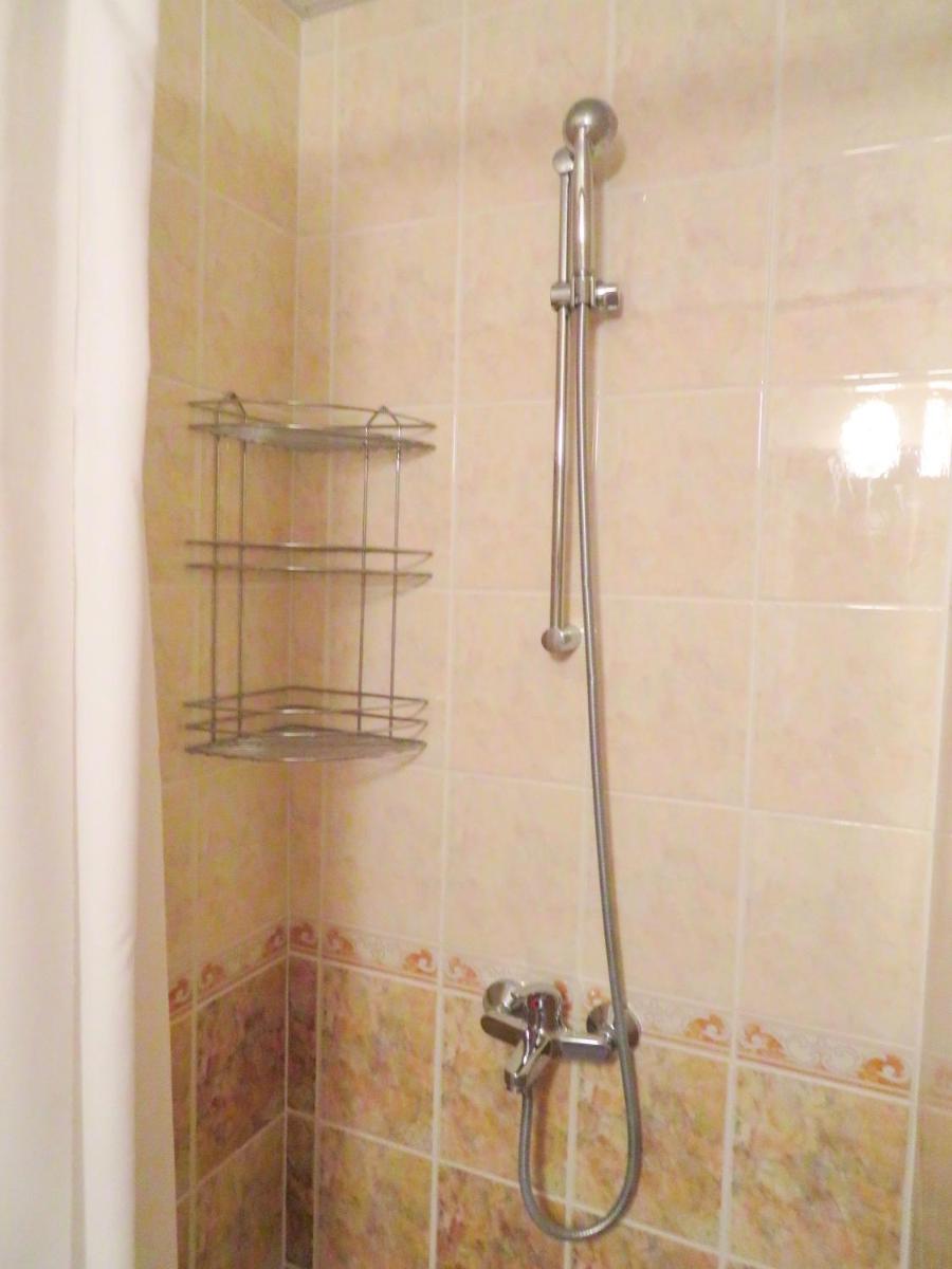 Апартамент Съни Хаус - Sunny House Apartment - Housity