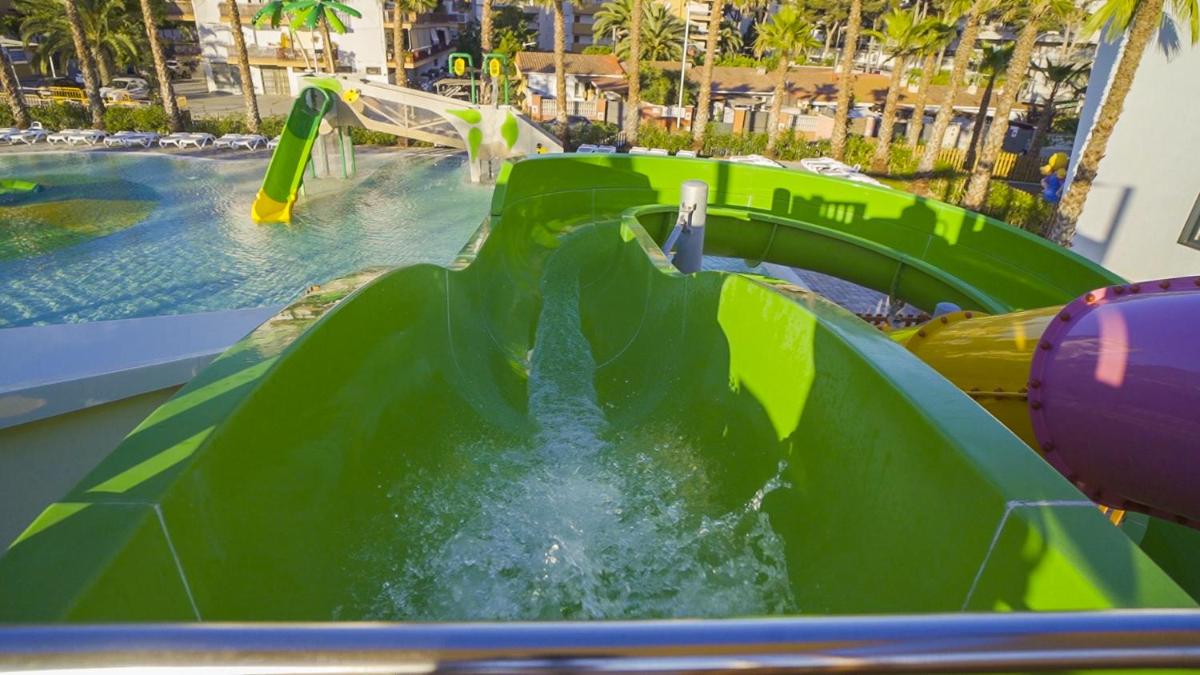 Piscina en o cerca de Alannia Salou