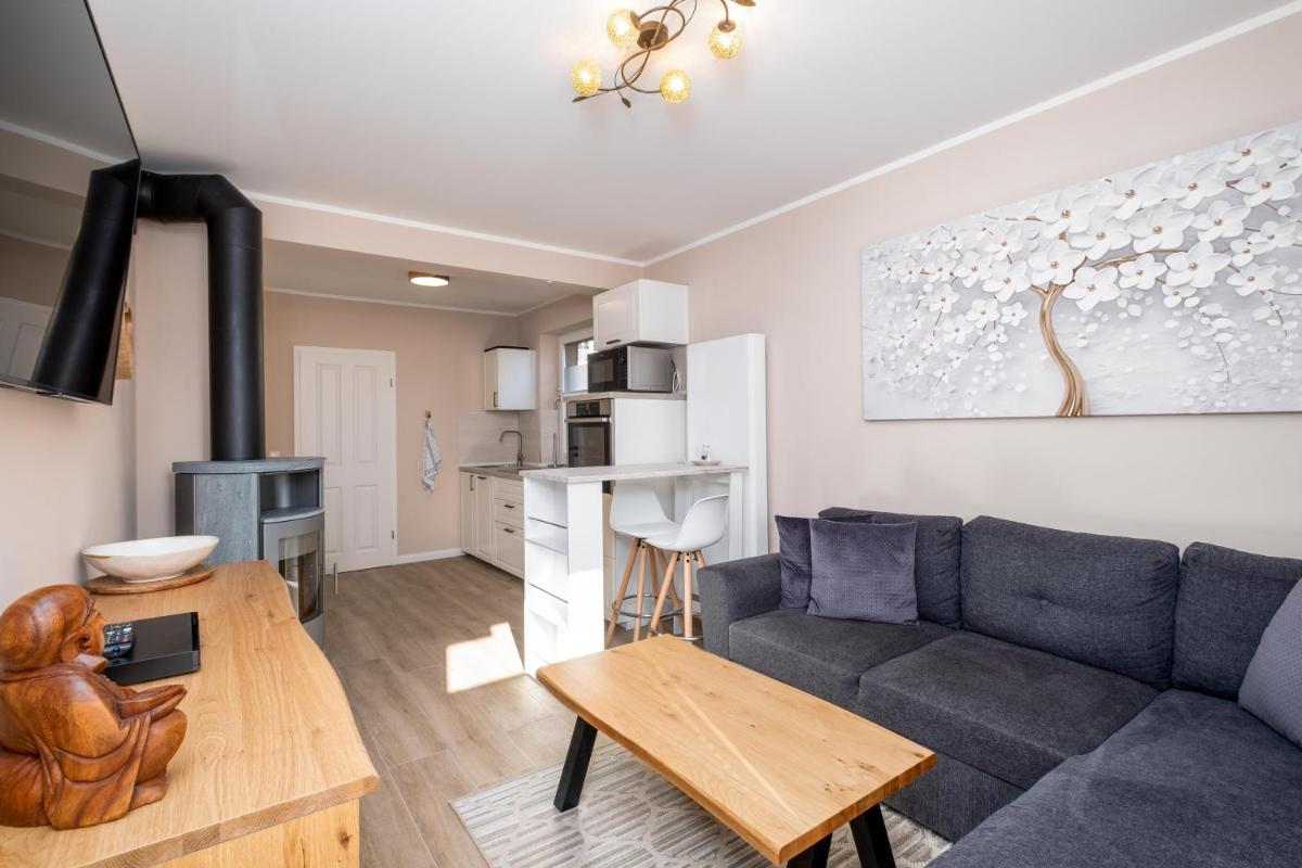 Gästehaus "Kleines Stadtidyll" -Zimmer und Apartments by Hotel Holsteiner Hof- - Housity