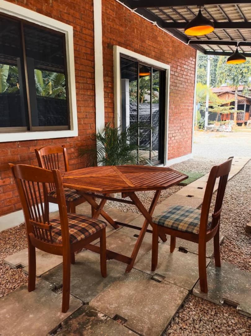 Chalet Kampung Yan (OFFICIAL) - Housity