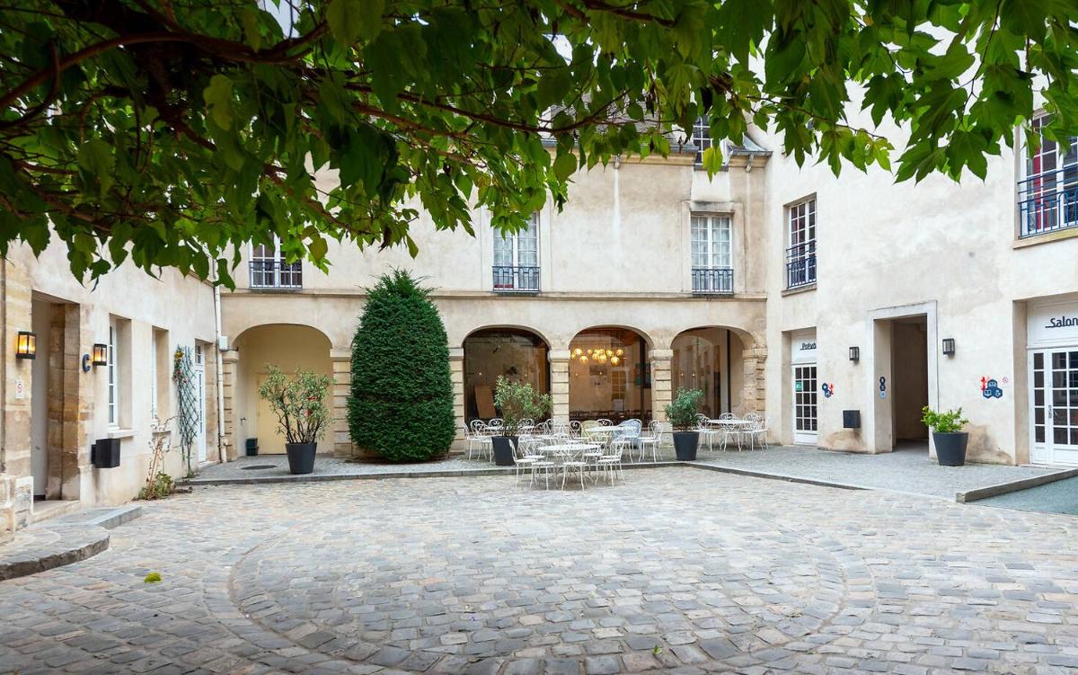 MIJE MARAIS Hostel - Housity
