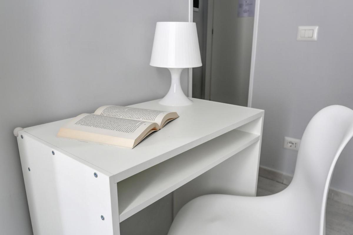 Voyager House Termini - Home and More - Housity