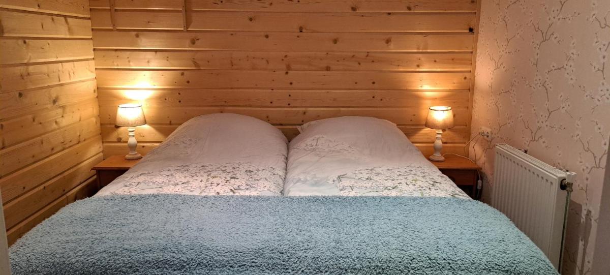 GUESTHOUSE vakantiehuis in een mooie tuin in het centrum van Zuidlaren! - Housity