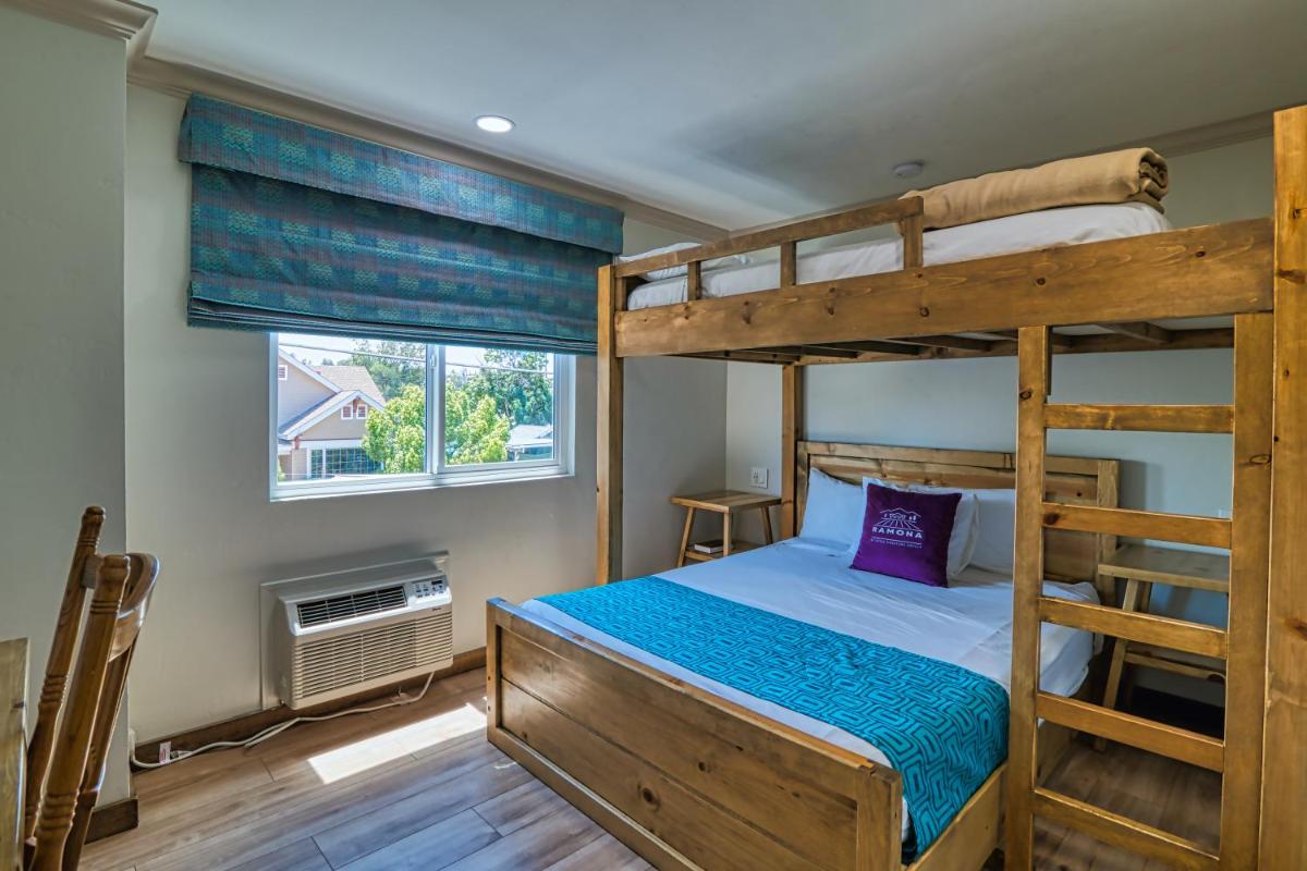 Ramona Valley Inn - Ramona - Housity