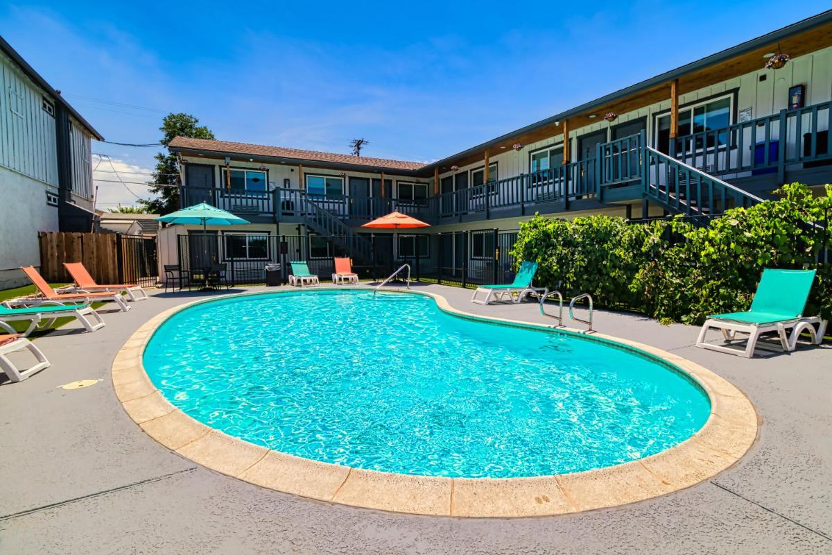 Ramona Valley Inn - Ramona - Housity