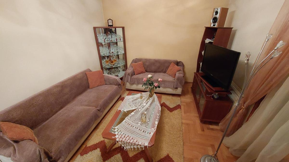 Το Σπιτικό της Μαρίας - Housity