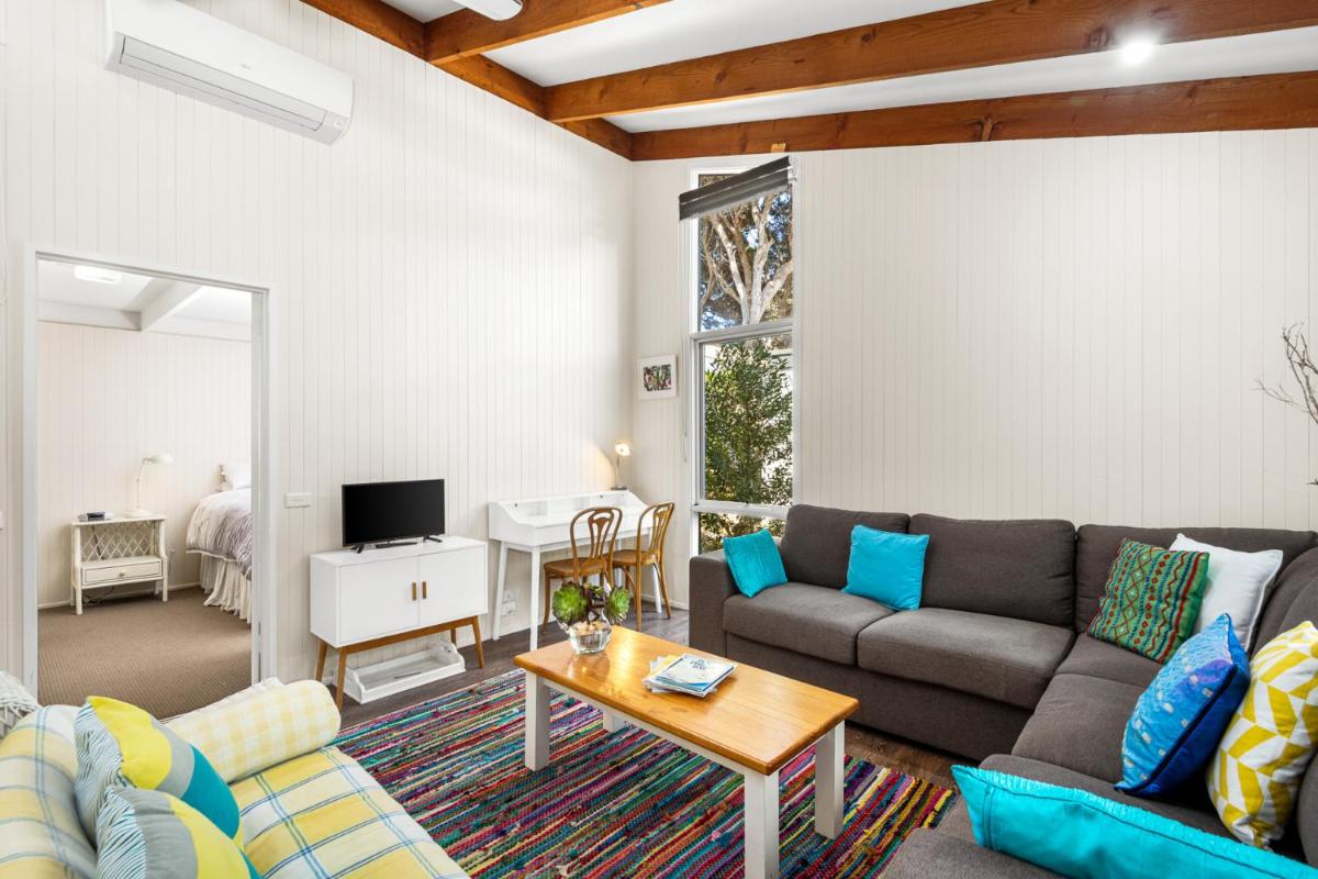 Point Lonsdale Beach House - Relax Beach Surf Golf - Housity