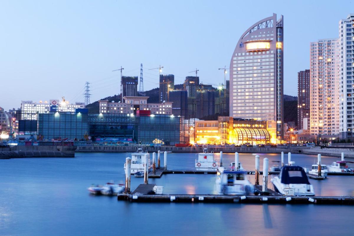 Suitetrails - Bayshore Hotel Dalian